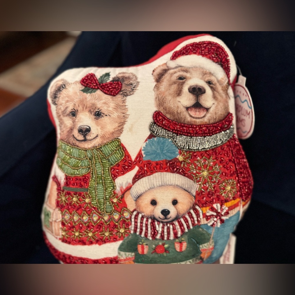 Sugarplum Dreams Bear Family Holiday Accent Pillow NWT